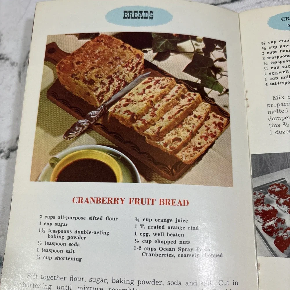 Rare Vintage 1970s 22 BEST FRESH CRANBERRY RECIPES Ocean Spray Cranberry Kitchen